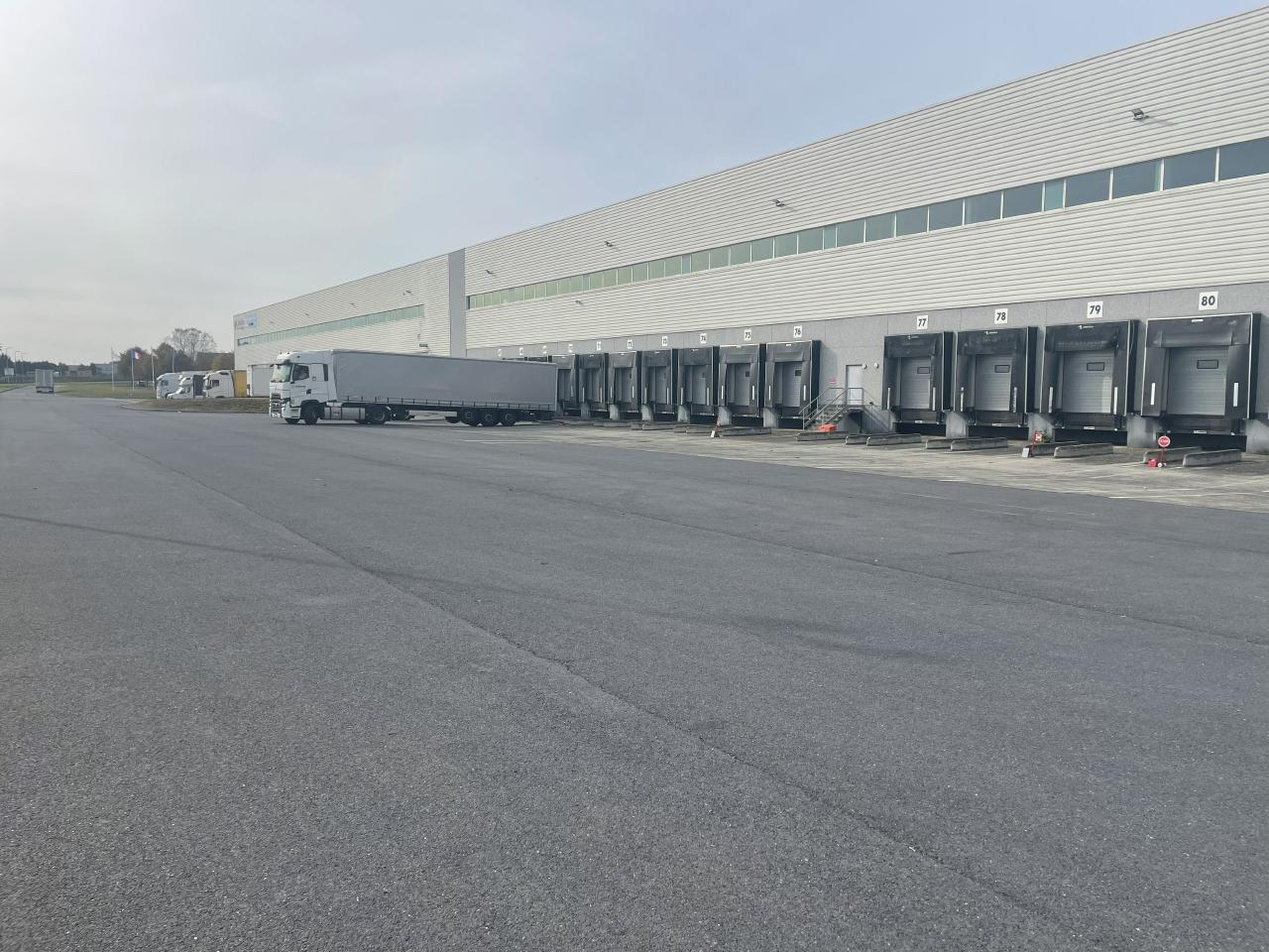 Entrepôt classe a Raillencourt-Sainte-Olle 6068m² Location entrepôt classe a Raillencourt-Sainte-Olle Nord OLLOG2420967 3